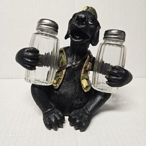 Rivers Edge Novelty Hunting Dog Salt & Pepper Set